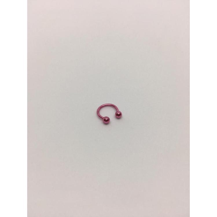 Pembe Piercing